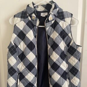 Crown & Ivy Quilted Puffer Vest